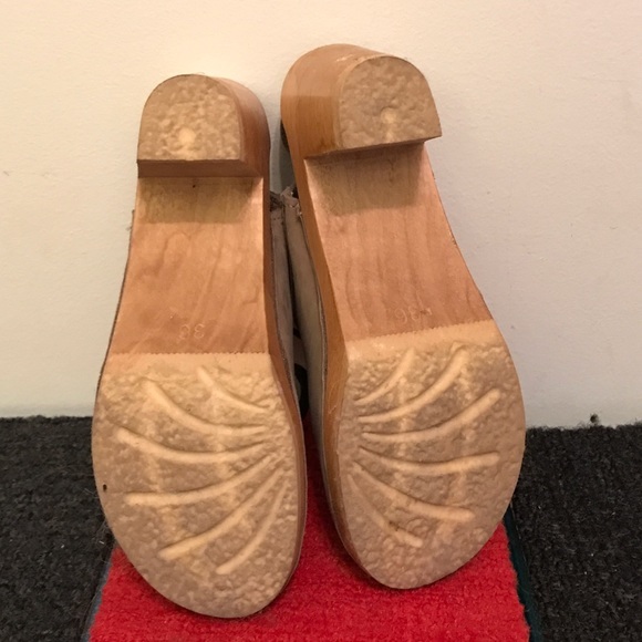 No. 6 Lace Up Slingback Clog Gray/Tan color heels - Picture 4 of 6